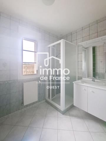 Maison Evron 3 pièce(s) 80 m2