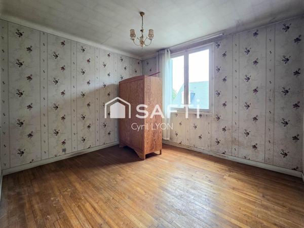 Maison ancienne de bourg à rénover !