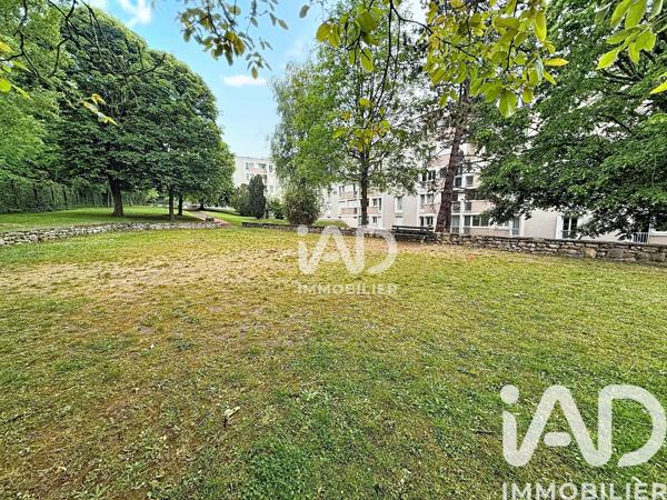 Appartement à vendre 3 pièces 62,73 m² Saint-Cyr-l'École