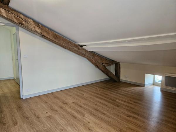 A LOUER - Appartement 24.80m² situé dans le centre-ville