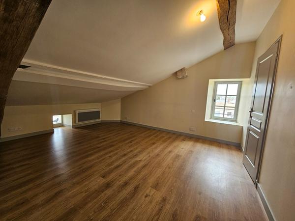 A LOUER - Appartement 24.80m² situé dans le centre-ville