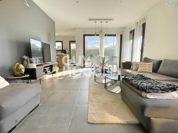 CANOHES, Maison 3 faces, 92 m2, 3 chambres, garage, piscine.