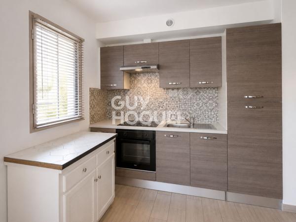 Appartement Studio cabine avec locataire à l'année.