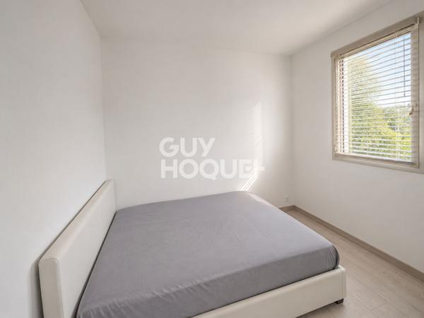 Appartement Studio cabine avec locataire à l'année.