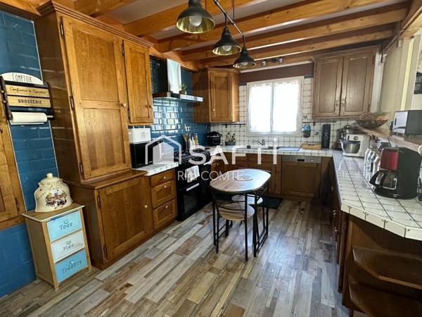 Maison de qualité avec des caractéristiques remarquables!