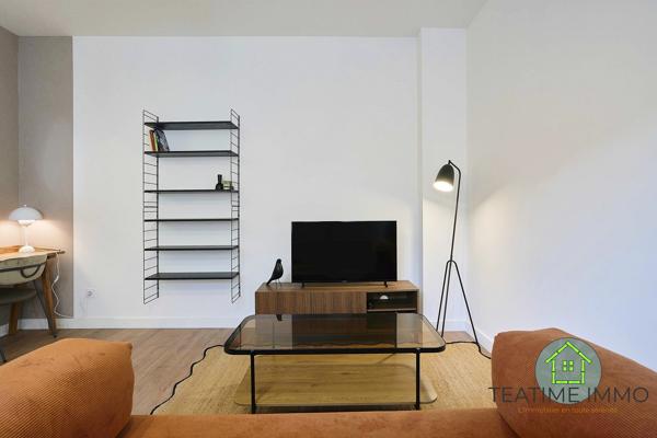 Immeuble de rapport entièrement rénové – 480 m² – 5 logements meublés et entrepôt loué – Rentabilité brute de 9 %