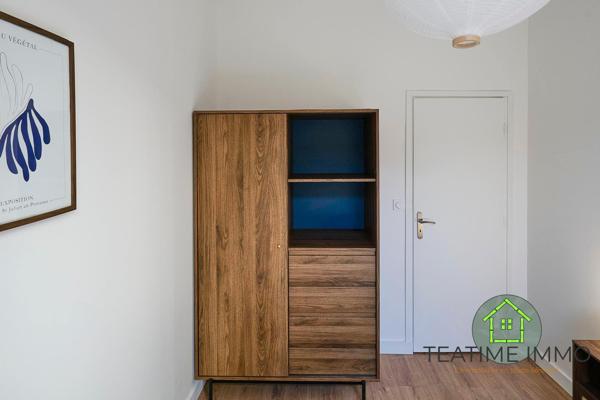 Immeuble de rapport entièrement rénové – 480 m² – 5 logements meublés et entrepôt loué – Rentabilité brute de 9 %