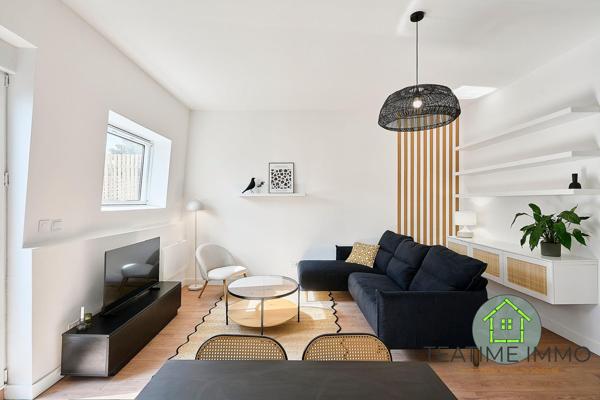 Immeuble de rapport entièrement rénové – 480 m² – 5 logements meublés et entrepôt loué – Rentabilité brute de 9 %