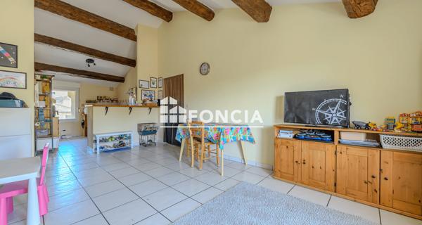 À vendre Appartement 4 pièces 77.59 m² - Courthézon 84350