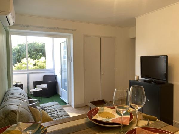 Studio rénové, avec parking, en centre ville et proche mer Le Grau-du-Roi (30240)