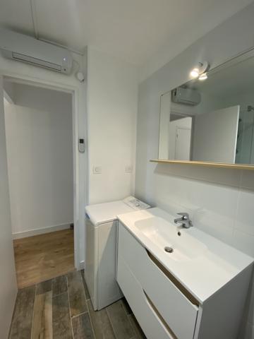 Studio rénové, avec parking, en centre ville et proche mer Le Grau-du-Roi (30240)