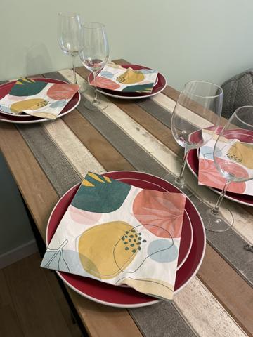 Studio rénové, avec parking, en centre ville et proche mer Le Grau-du-Roi (30240)