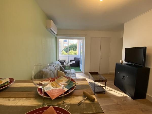 Studio rénové, avec parking, en centre ville et proche mer Le Grau-du-Roi (30240)