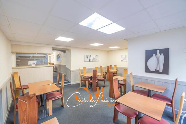 Vaste local commercial en plein coeur de Landivisiau !