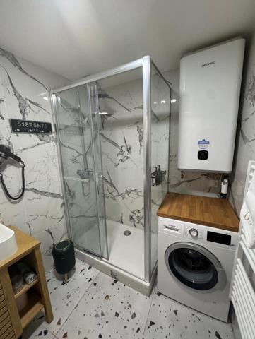 Appartement rénové à PARIS 18EME ARRONDISSEMENT (75018)