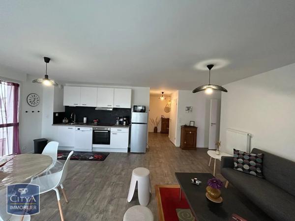 Appartement à louer 3 pièces 68.07m² Pont-l'Abbé (29120)
