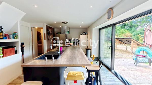 Maison
         4 pièces
        - 82 m² 280 000 € *