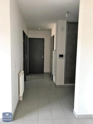Appartement à louer 4 pièces 75.71m²