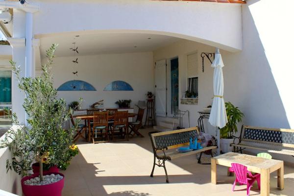 Dpt Corse (20), à vendre PRUNELLI DI FIUMORBO maison P7 de 160 m2 et 2 T3 indépendants