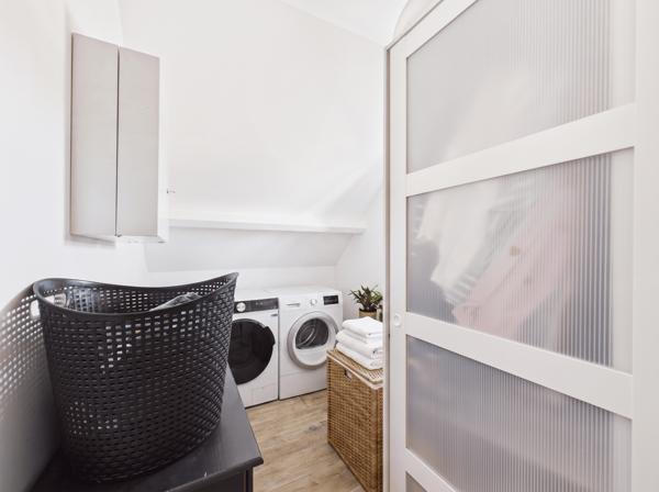 Maison
         7 pièces
        - 164 m² Exclusivité 399 000 € *