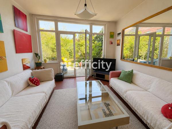Maison
         9 pièces
        - 192 m² 314 900 € *