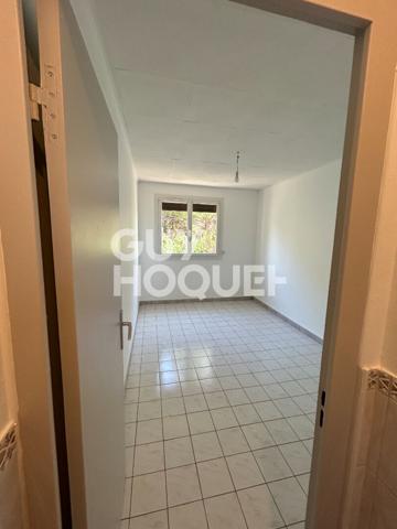 EXCLUSIVITE - À vendre à PERPIGNAN (66000) quartier Las Cobas: Appartement spacieux de 5 pièces