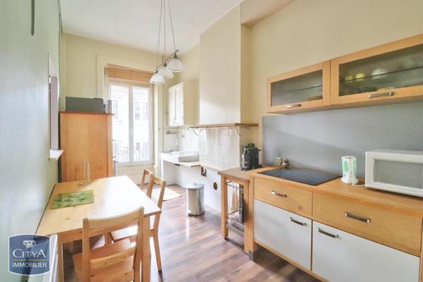 Appartement à louer 2 pièces 51.49m²