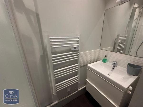 Appartement à louer 2 pièces 51.49m²