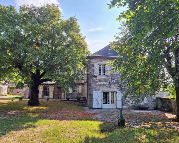 Domaine en pierres avec dépendances - JUGEALS NAZARETH (19)