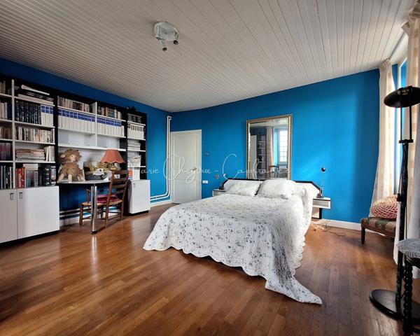 Domaine en pierres avec dépendances - JUGEALS NAZARETH (19)