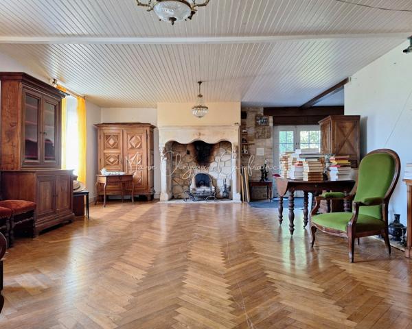 Domaine en pierres avec dépendances - JUGEALS NAZARETH (19)