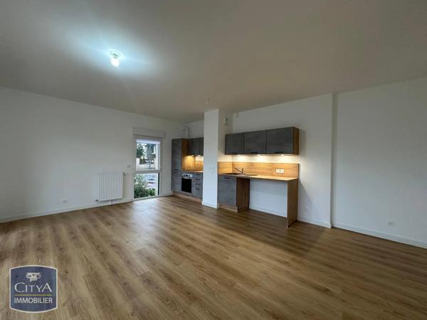 Appartement à louer 3 pièces 64.75m² Luisant (28600)