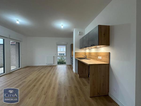 Appartement à louer 3 pièces 64.75m² Luisant (28600)