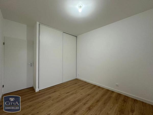 Appartement à louer 3 pièces 64.75m² Luisant (28600)