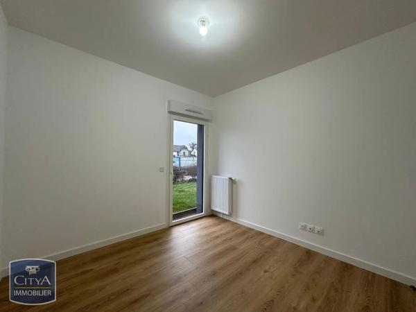 Appartement à louer 3 pièces 64.75m² Luisant (28600)