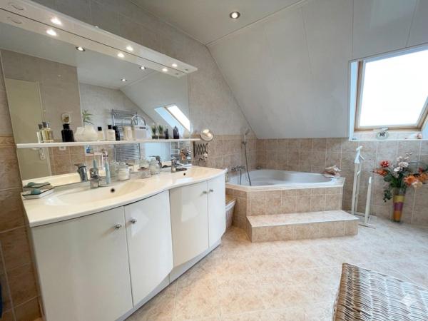 A Cesson la Forêt - Maison de 3 Chambres - Sous-sol-total - Comble aménageable