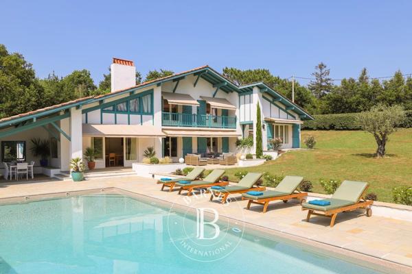 Arcangues, Maison 6 Chambres -  310 m² à vendre