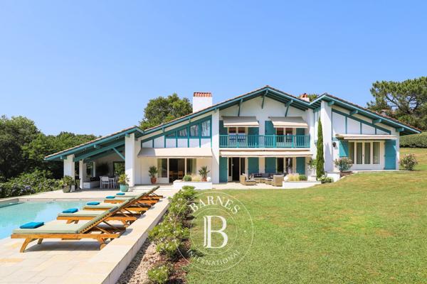 Arcangues, Maison 6 Chambres -  310 m² à vendre
