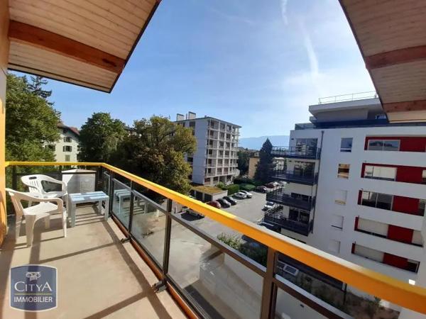 Appartement à louer 1 pièce 33.54m² Saint-Julien-en-Genevois (74160)