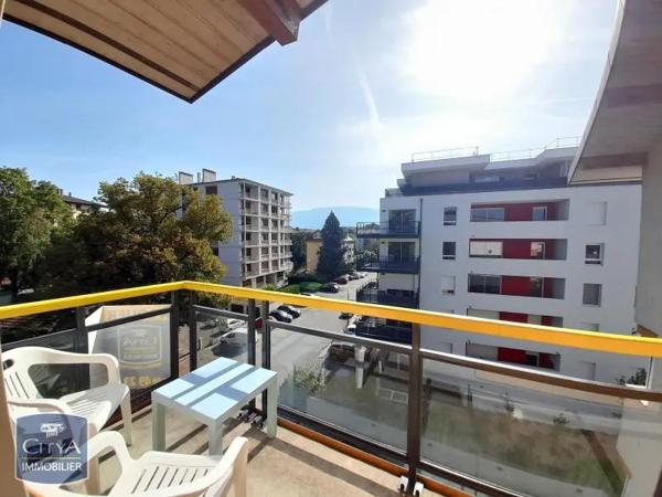 Appartement à louer 1 pièce 33.54m² Saint-Julien-en-Genevois (74160)