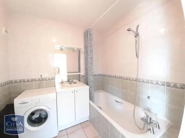 Appartement à louer 1 pièce 33.54m² Saint-Julien-en-Genevois (74160)