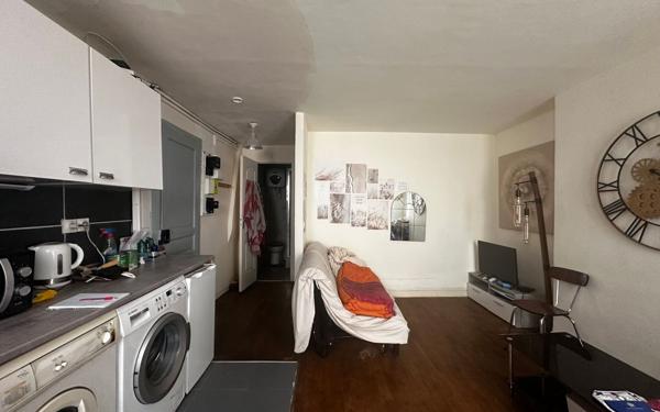 Appartement à vendre    2 pièces • 31,10 m2 Paris 13