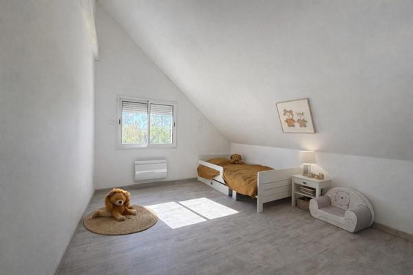 Maison avec dépendance sur 2 hectares - Vie de plain-pied et environnement naturel