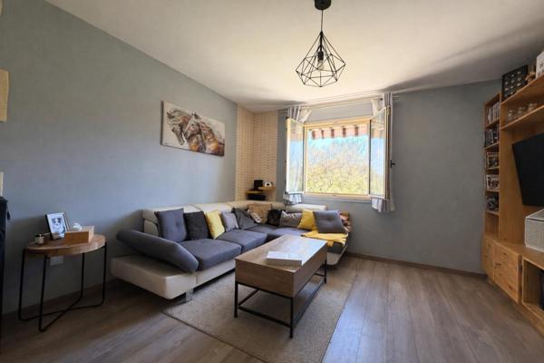 Maison avec dépendance sur 2 hectares - Vie de plain-pied et environnement naturel