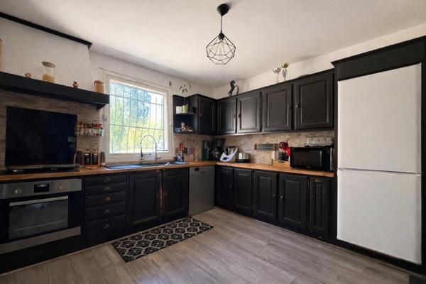 Maison avec dépendance sur 2 hectares - Vie de plain-pied et environnement naturel