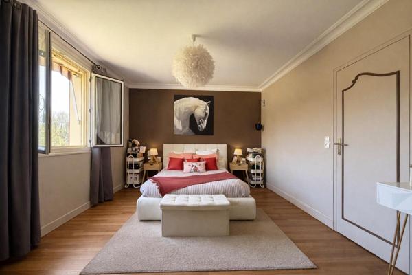 Maison avec dépendance sur 2 hectares - Vie de plain-pied et environnement naturel