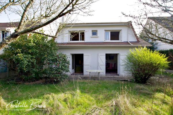 Centre-ville, maison 4/5 chambres avec jardin et garage