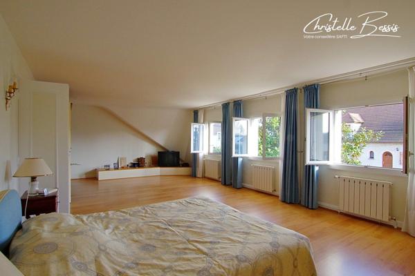 Centre-ville, maison 4/5 chambres avec jardin et garage