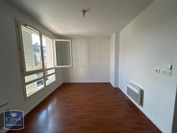 Appartement à louer 1 pièce 23.65m² Corbeil-Essonnes (91100)