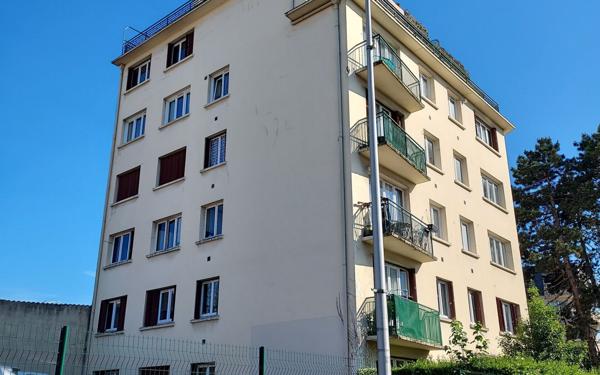 Appartement à vendre    2 pièces • 45,09 m2 Villemomble